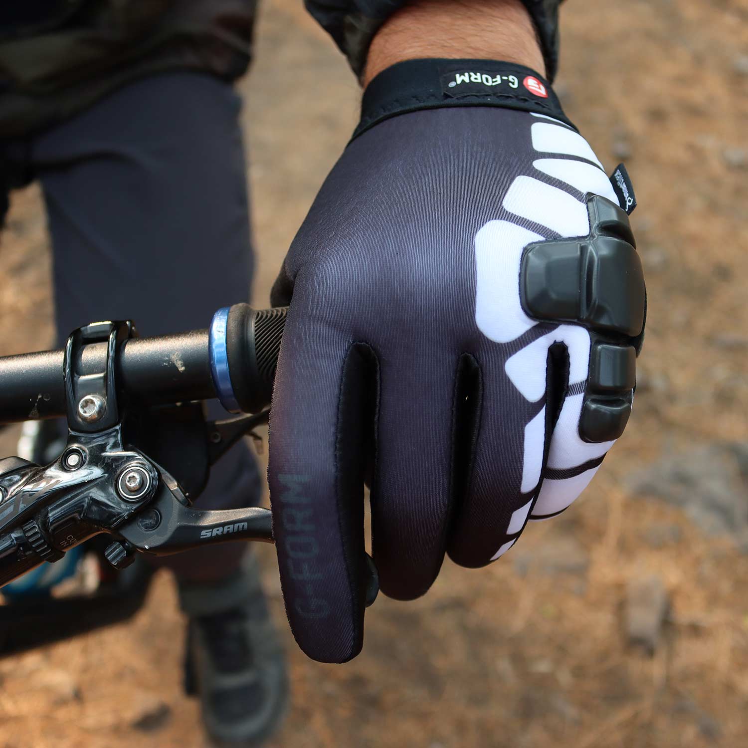 Bolle Cold Weather Winter Mountain Biking Gloves padded riding Gloves hand protection adult washable