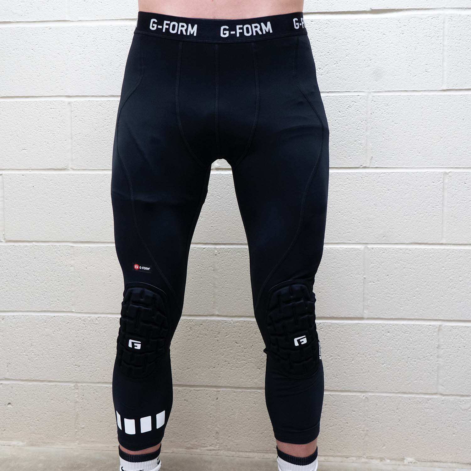 Men's Sports Running Tights Anti-Collision Knee Pad Compression Pants Quick  Dry High Elastic Gym Fitness Training Leggings 3/4