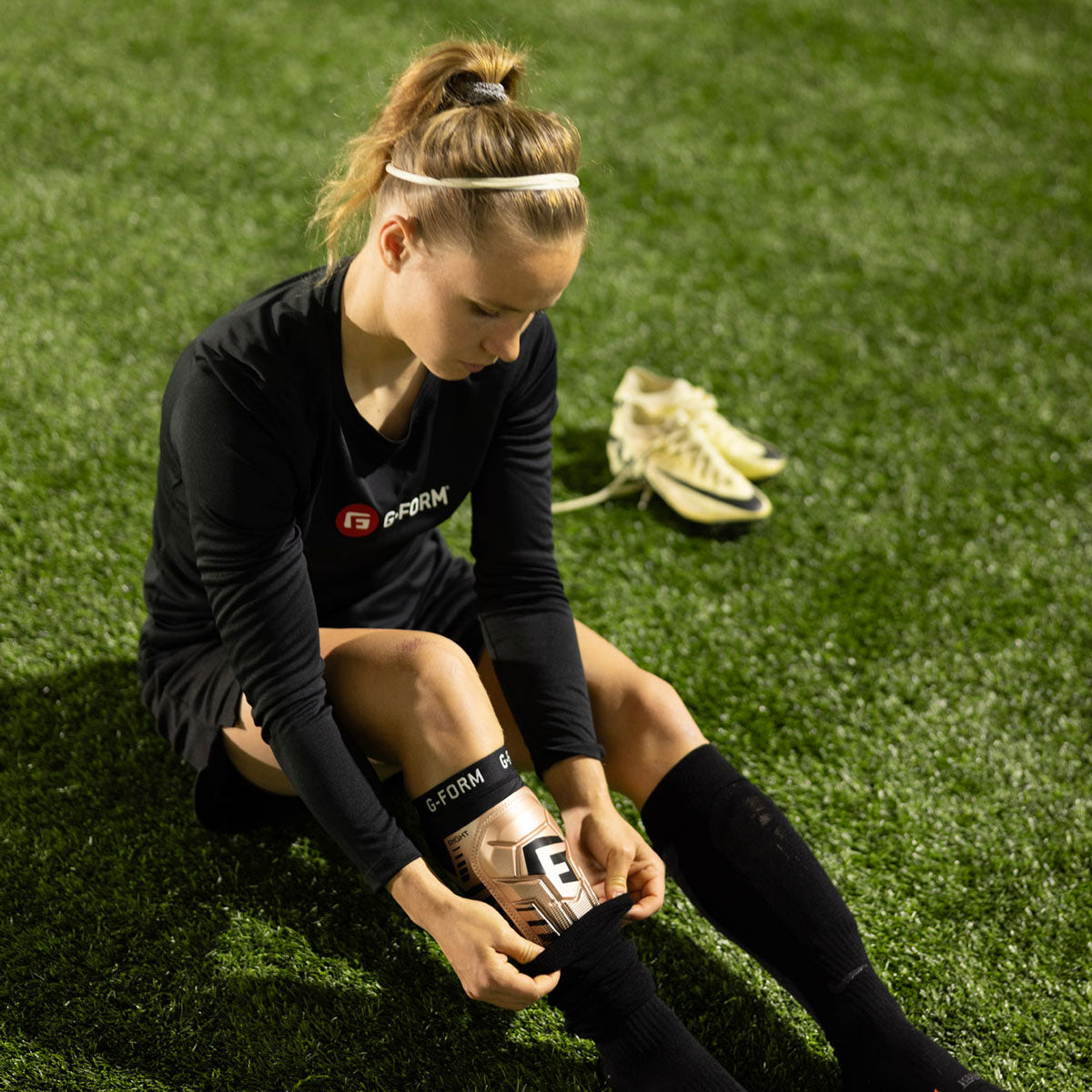 Pro-S Vento Soccer Shin Guard