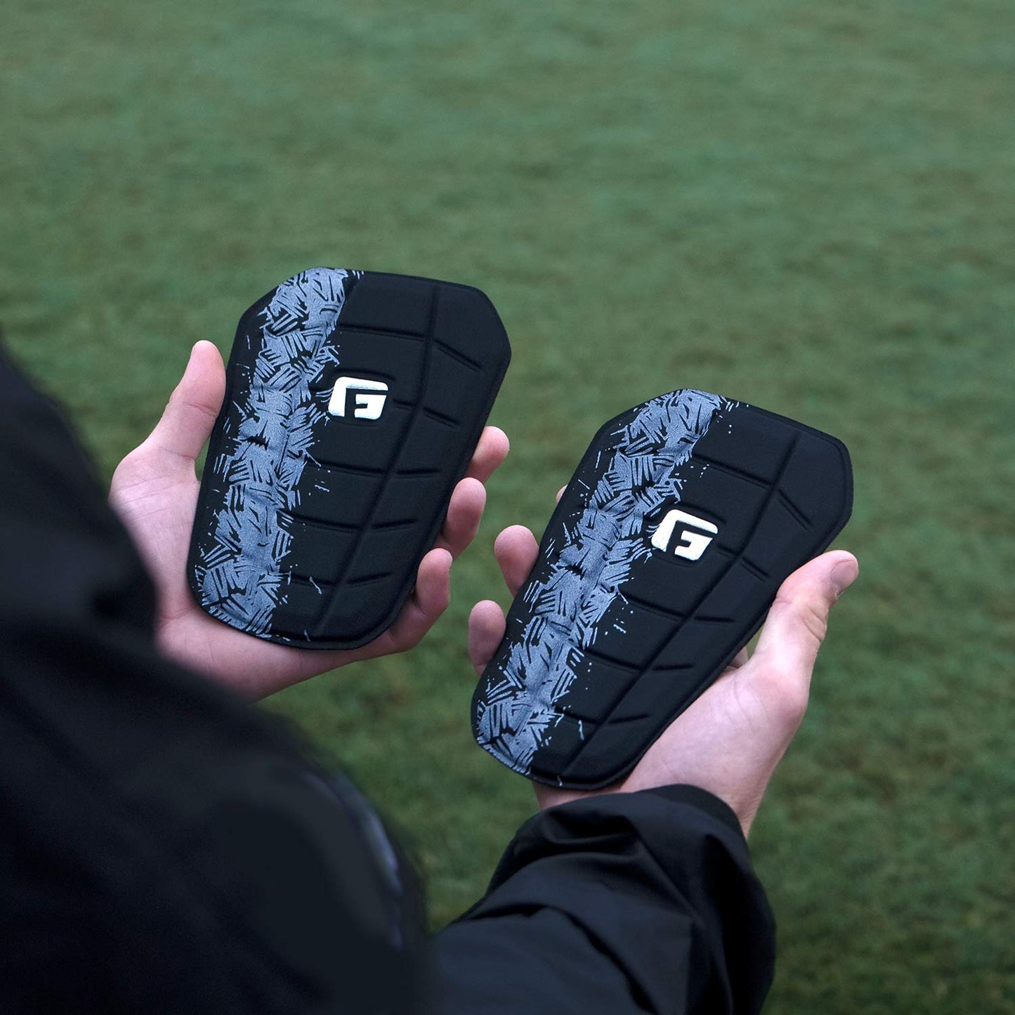 Pro-S Blade Soccer Shin Guards
