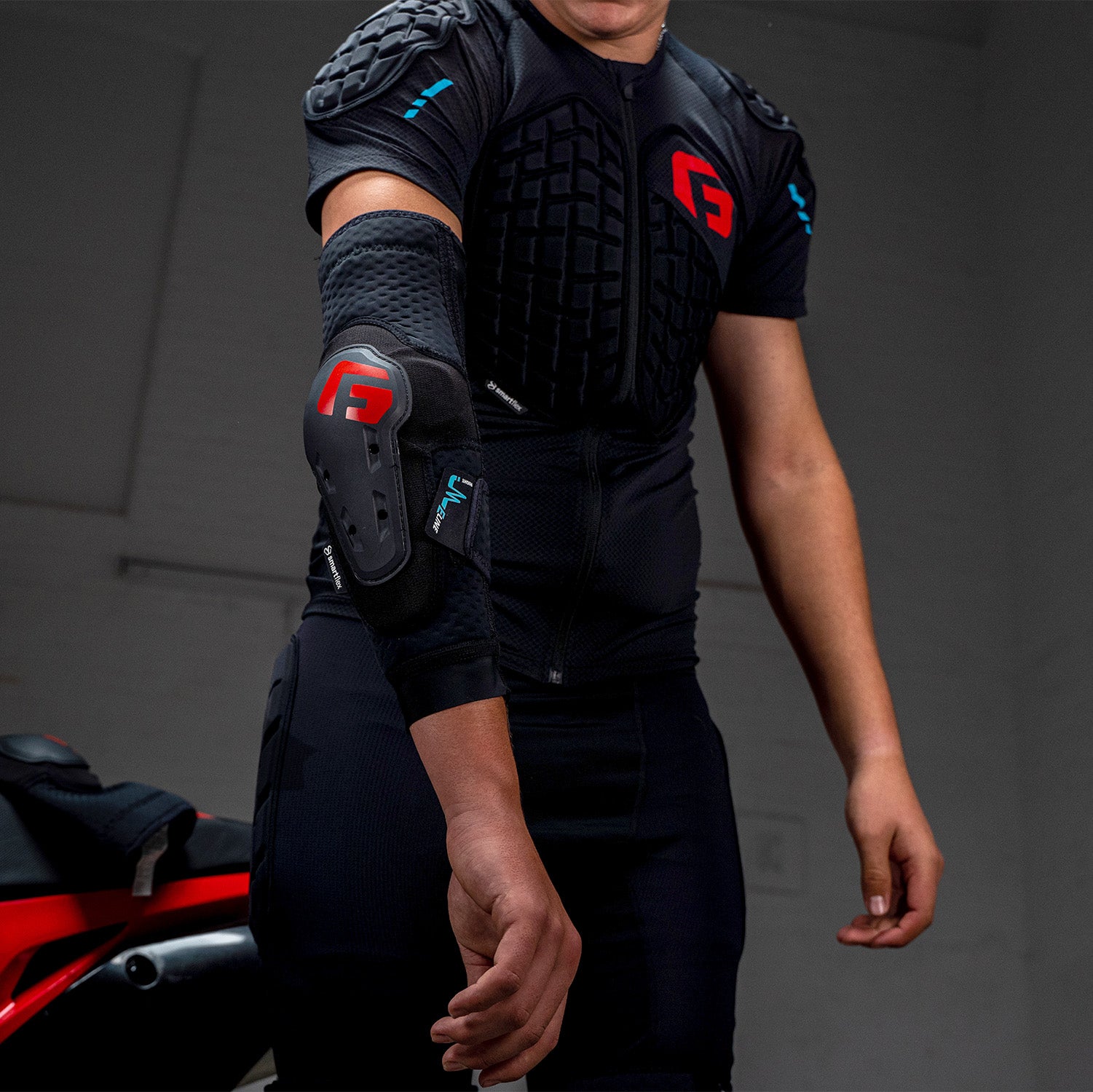 Buy G-Form Elbow Pad Online at Best Prices in India - Cycling