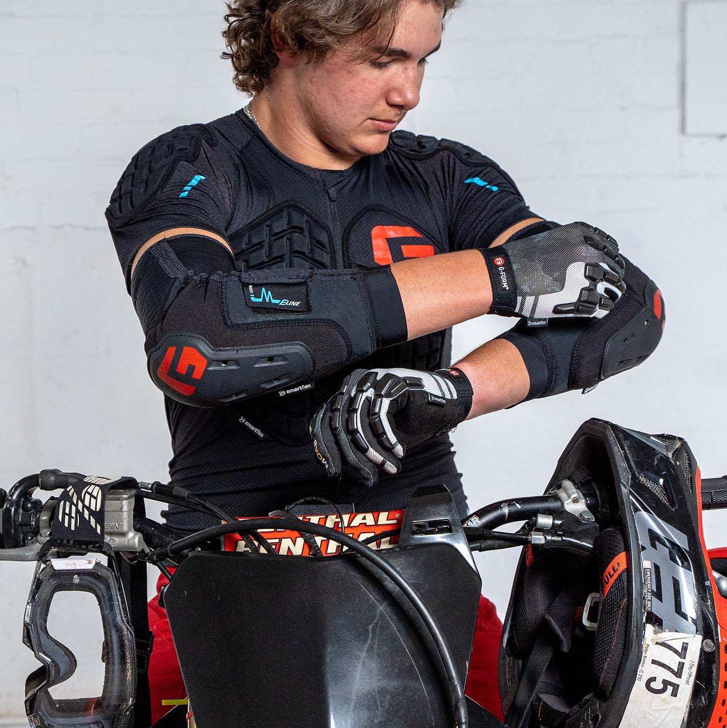 E-Line Elbow guards elbow pads enduro downhill gravity mountain bike riding protection gear