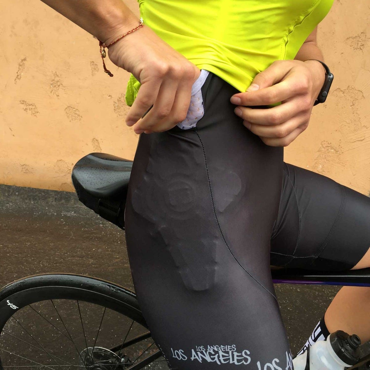 Slip-In Hip Protection for MTB